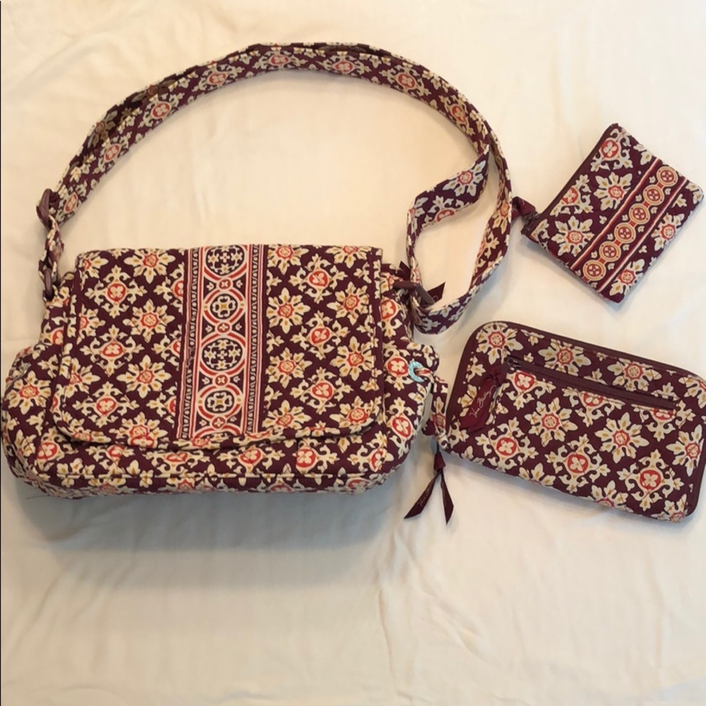 Vera Bradley Medallion shoulder bag bundle